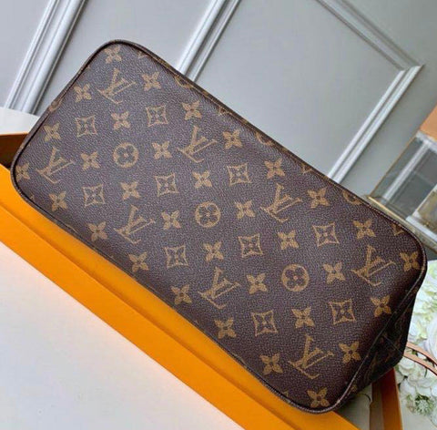Neverfull-brown inside handbag