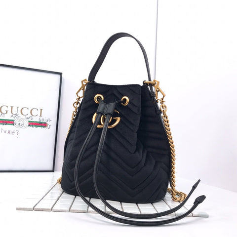 G u c c I lo 21*22*11CM