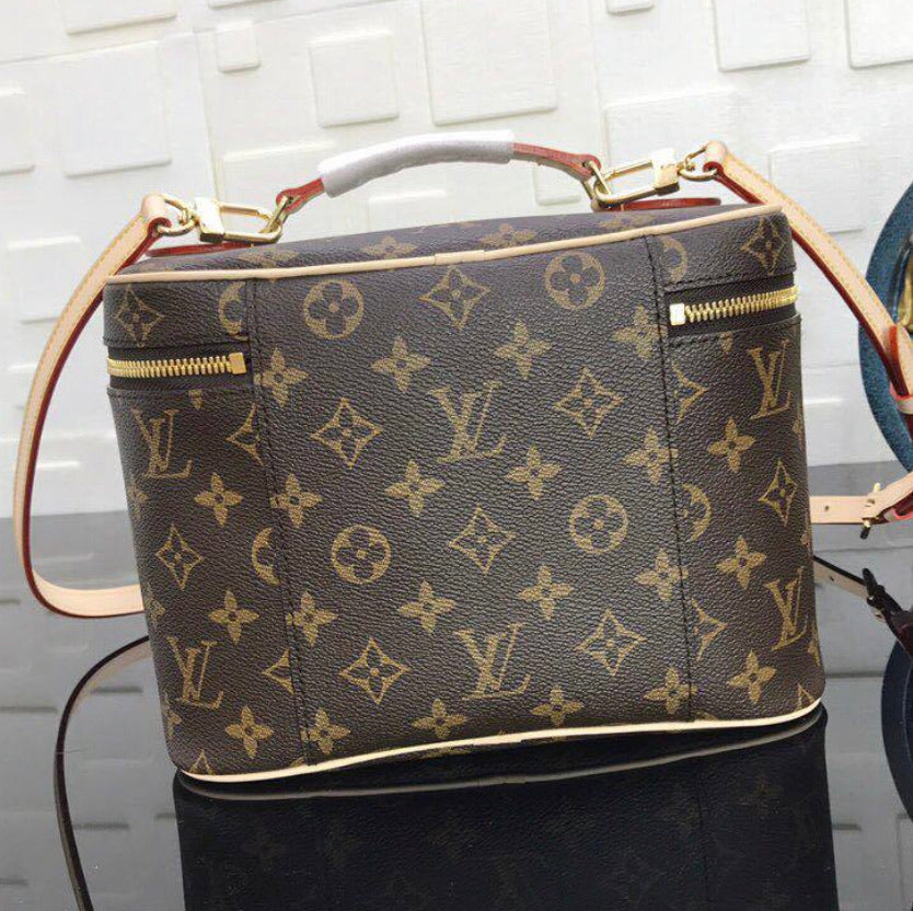 handbag compact vanity