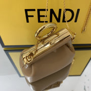 F e n d I 21