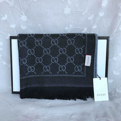 Gucci gray scarf