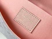 pochette white hadbag
