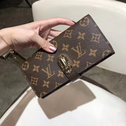 wallet buckle