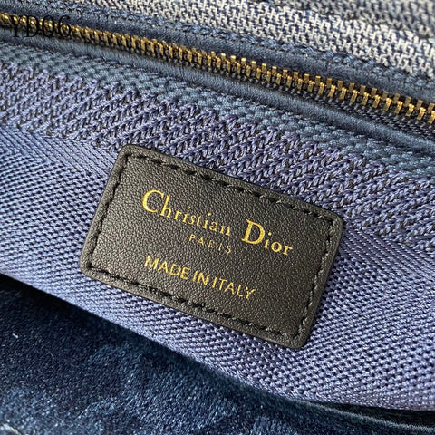 D i o r lady blue