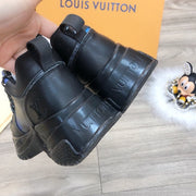 L V - S T A R R // C H E C K - S N E A K E R S - B L A C K