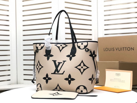 Handbag Size:32×29×17cm