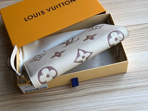 White wallet