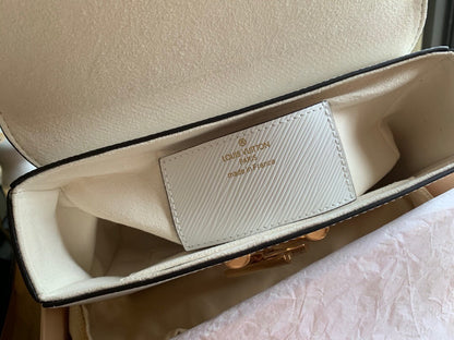 mon white handbag