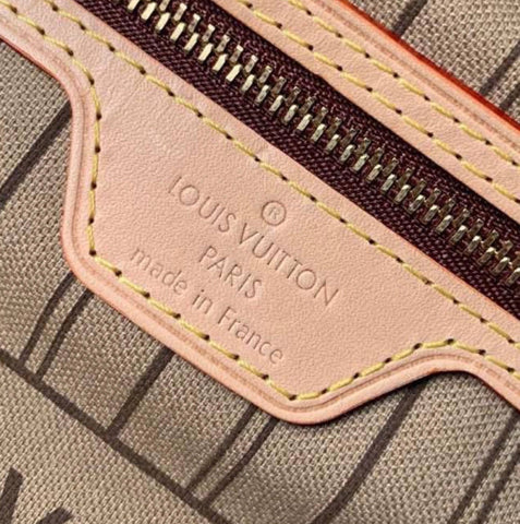 Neverfull-brown inside handbag