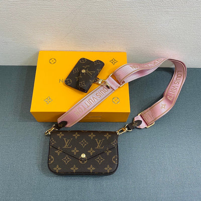 Small Handbag Size:17*9.6*3.5cm pochette