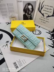 F e n d I wallet 2022