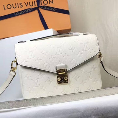 handbag pochette white