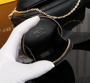 pochette black new