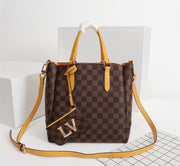 L carry It handbag