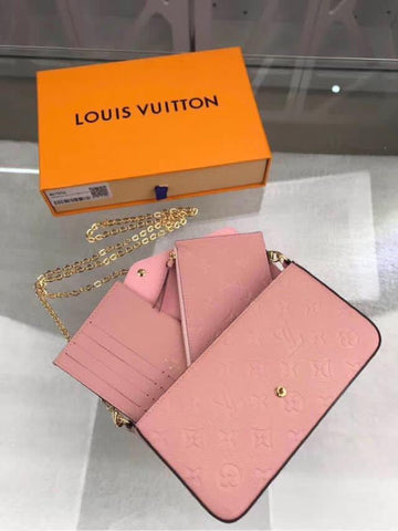 pochette in pink