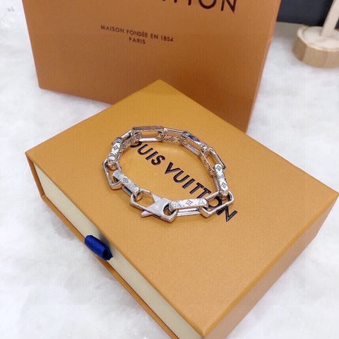 L fashion bracelet