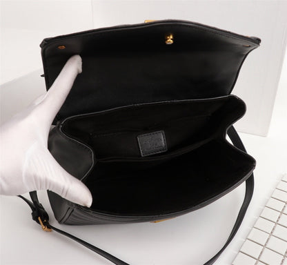 L handbag black