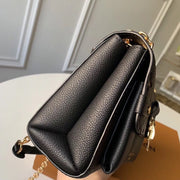 black handbag size 21-15-8cm