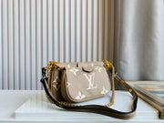 L v pochette