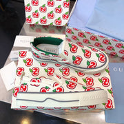 G u c c I slip ons