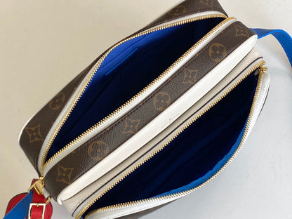 messenger handbag