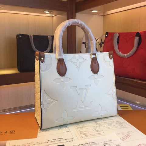 White onthego handbag