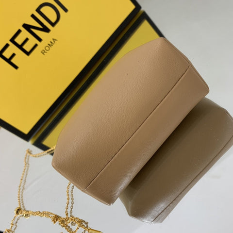 F e n d I 21