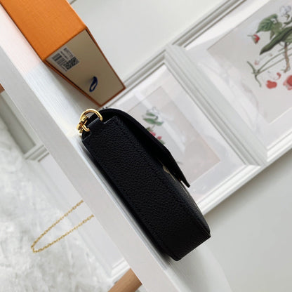 pochette black