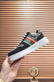 G u c c i black 21