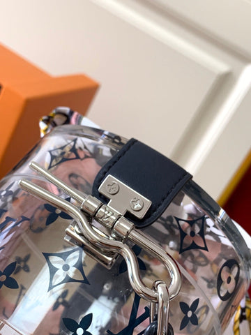 Transparent jewelry box