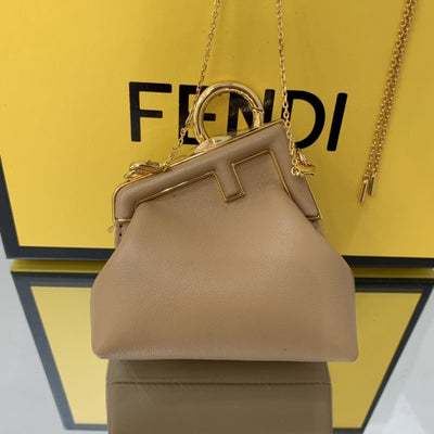 F e n d I 21