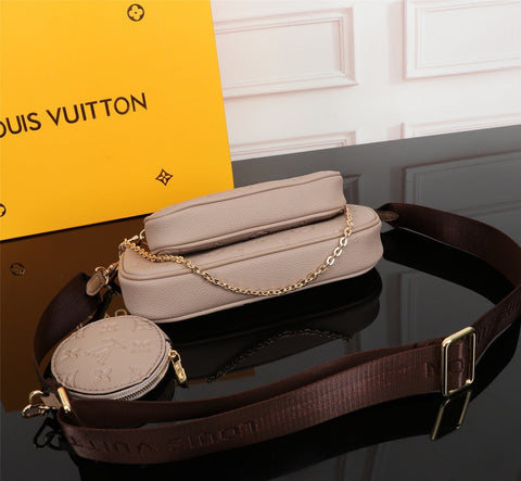 pochette cream color