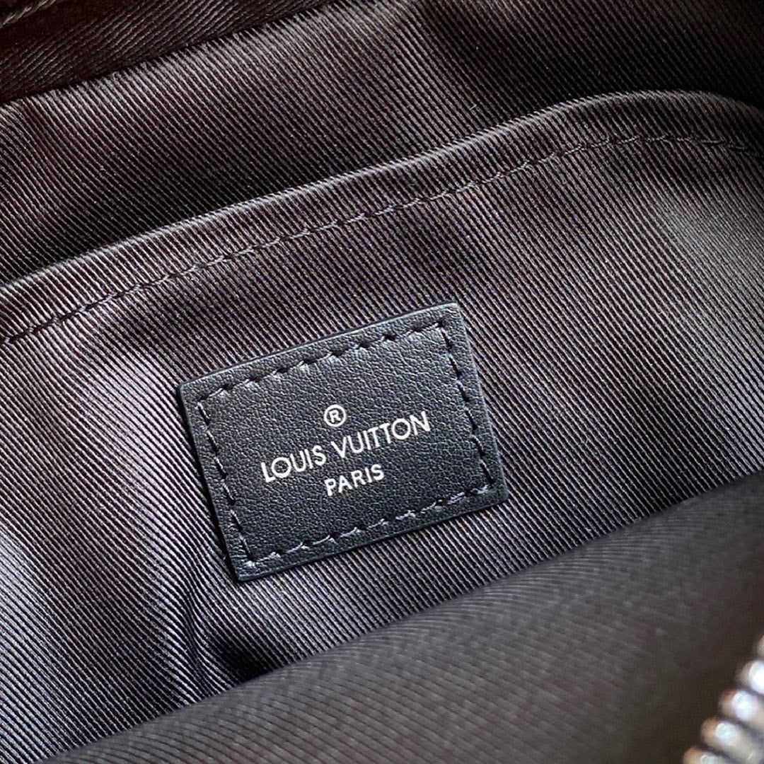 L v pouch