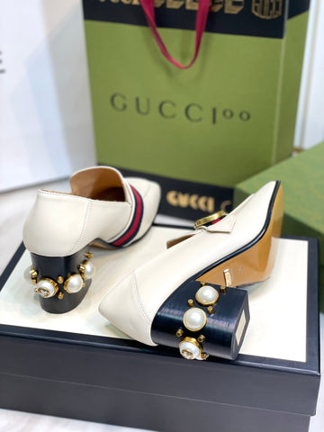 G u c c i pearls