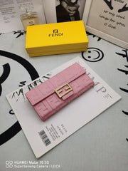 F e n d I wallet 2022