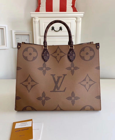 Large capacity handbag