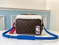 messenger handbag