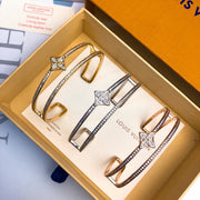 L  fashion bracelet