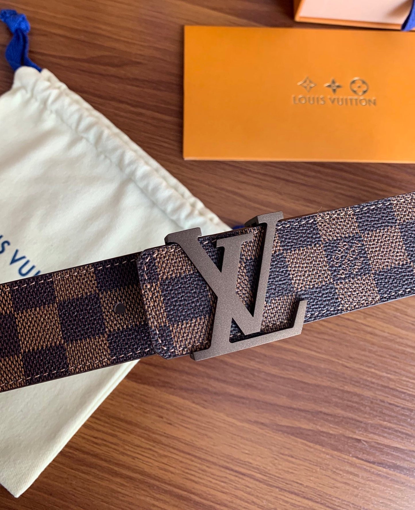 L v belt