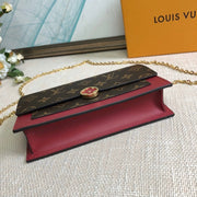 Handbag  Size:17.5×11.5×3.5cm
