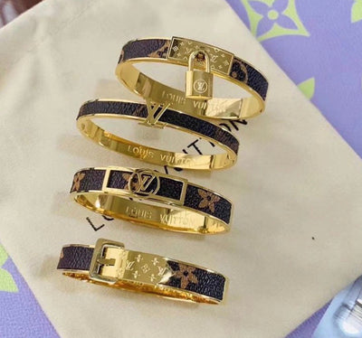 L fashion  bracelet