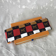 L v scarf
