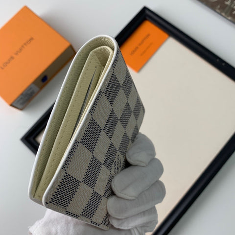 Plaid Window wallet Size:11.5*9CM
