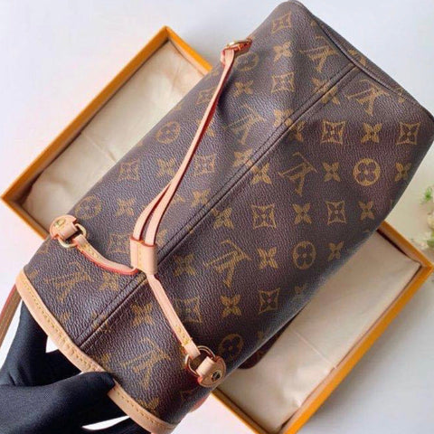 Neverfull-brown inside handbag