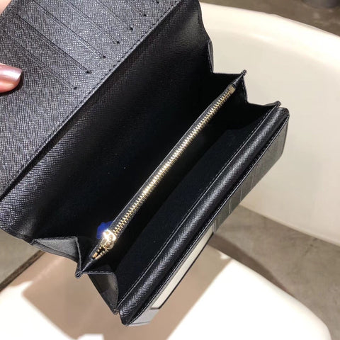 wallet buckle