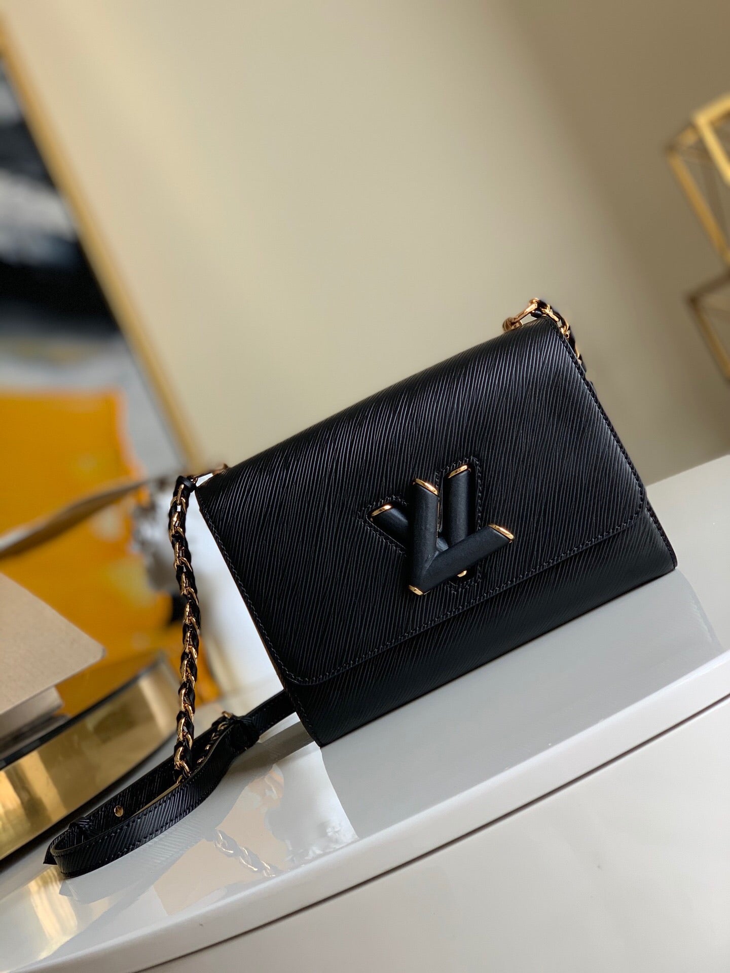 handbag in 3 colors