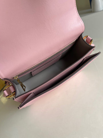 Fashion pink handbag