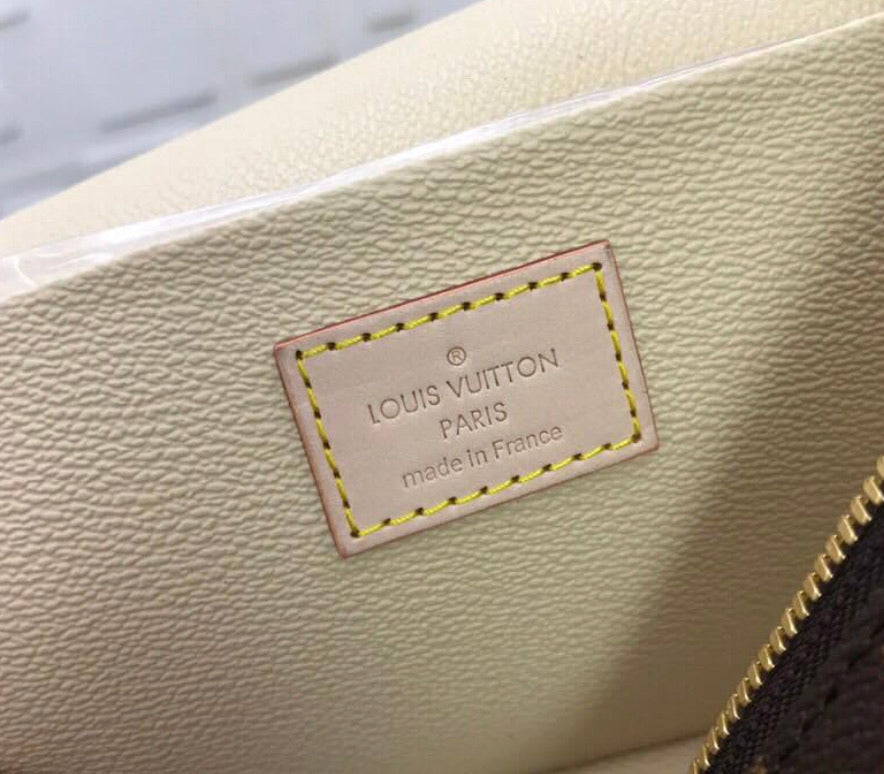 handbag compact vanity