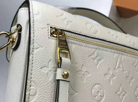 handbag pochette white