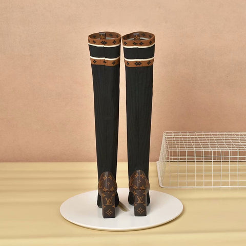 Elvy boots cc